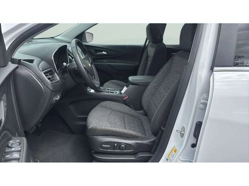 Used 2023 Chevrolet Equinox LT AWD/4WD image 11