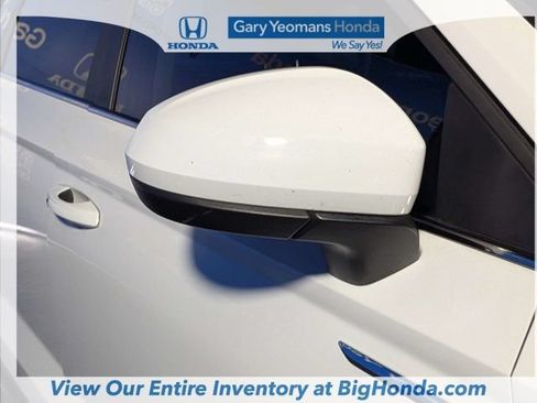 Used 2023 Volkswagen Taos SE FWD image 10