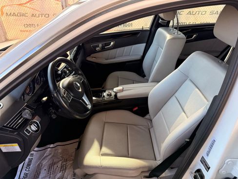 Used 2012 Mercedes-Benz E 350 4MATIC Sedan image 15