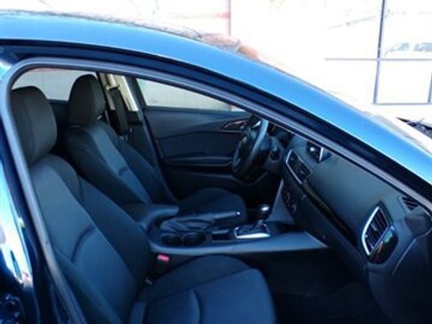 Used 2014 MAZDA MAZDA3 i Sport image 27