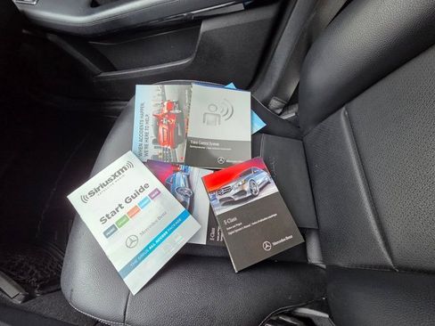 Used 2015 Mercedes-Benz E 350 4MATIC Sedan image 7