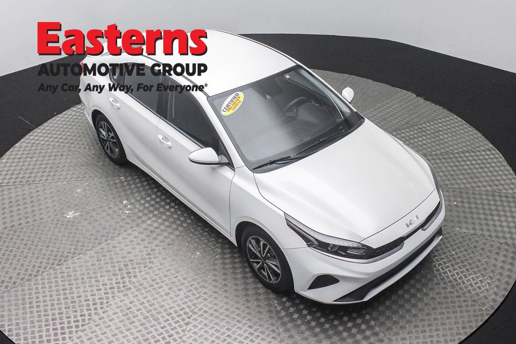Used 2023 Kia Forte LXS FWD image 4