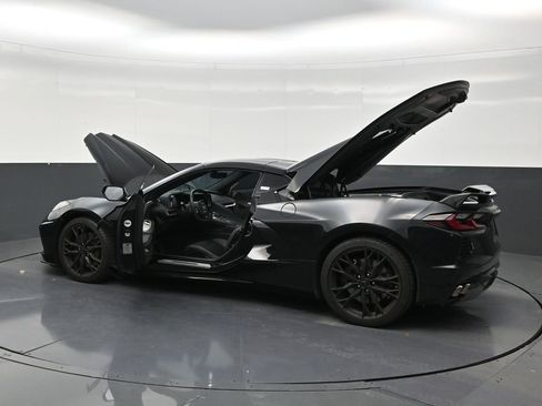 Used 2024 Chevrolet Corvette Stingray Coupe w/ Z51 Performance Package RWD image 32