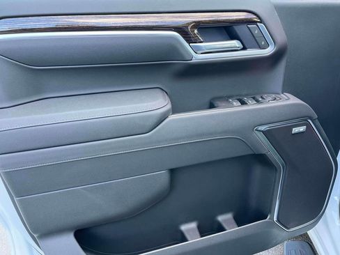 New 2026 GMC Sierra 1500 Elevation w/ Elevation Premium Package image 18