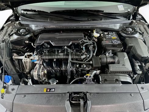 Used 2025 Kia K4 LXS image 31