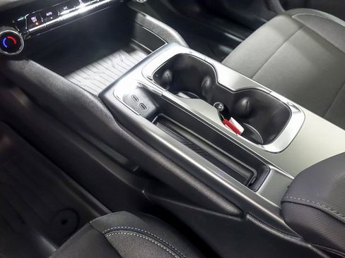 New 2026 Chevrolet Equinox EV LT w/ Midnight Package image 18