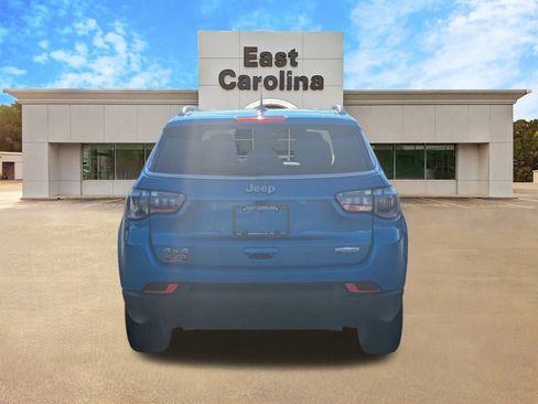 Certified 2025 Jeep Compass Latitude image 5