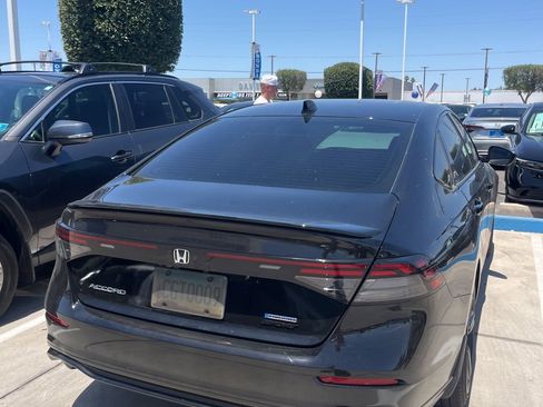 Used 2024 Honda Accord Sport image 40
