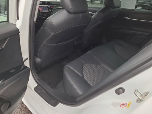Used 2019 Toyota Camry SE image 20