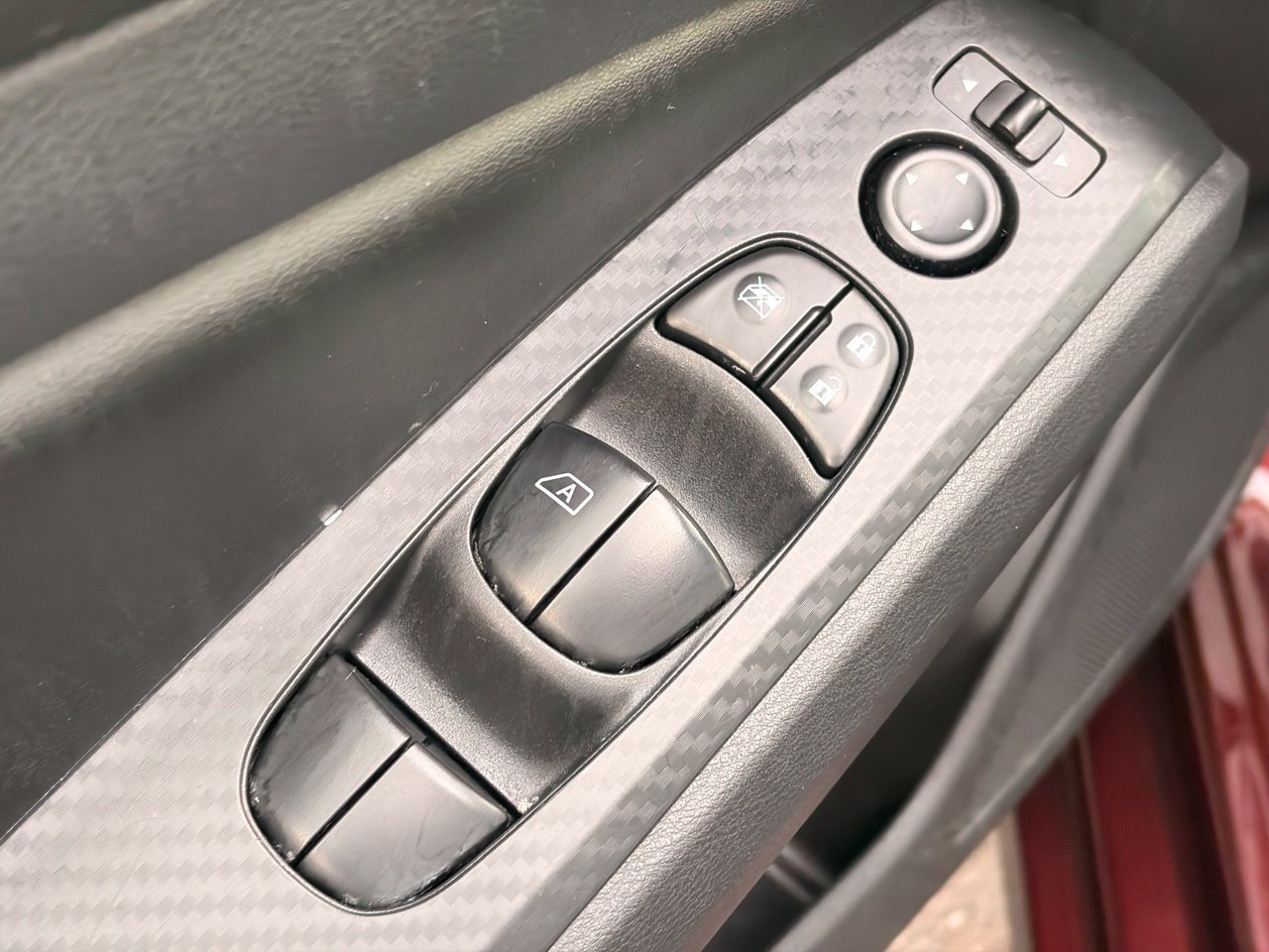 Certified 2025 Nissan Altima 2.5 SV FWD image 19
