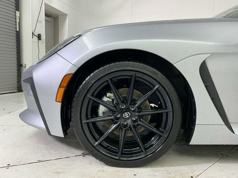 Used 2023 Toyota GR86 Premium image 18