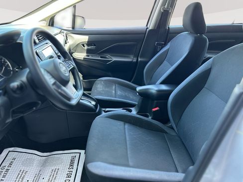Used 2025 Nissan Versa SV FWD image 21