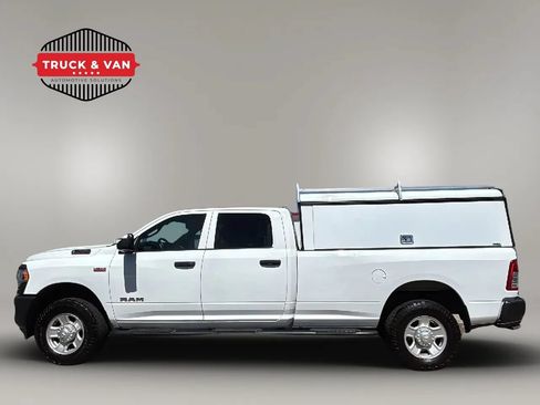 Used 2022 RAM 2500 Tradesman AWD/4WD image 2