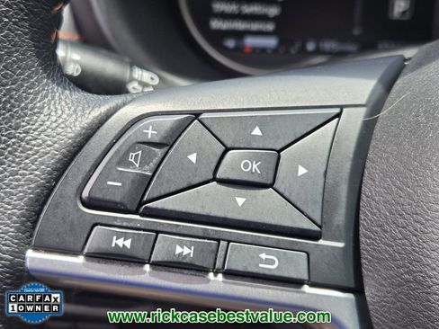 Used 2020 Nissan Kicks SR w/ Exterior Package FWD image 28