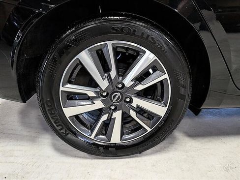 Used 2025 Nissan Versa SV FWD image 13