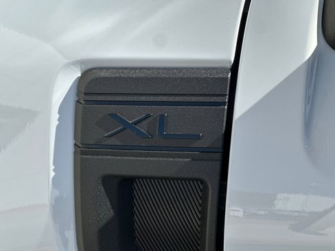 New 2026 Ford Maverick XL image 23