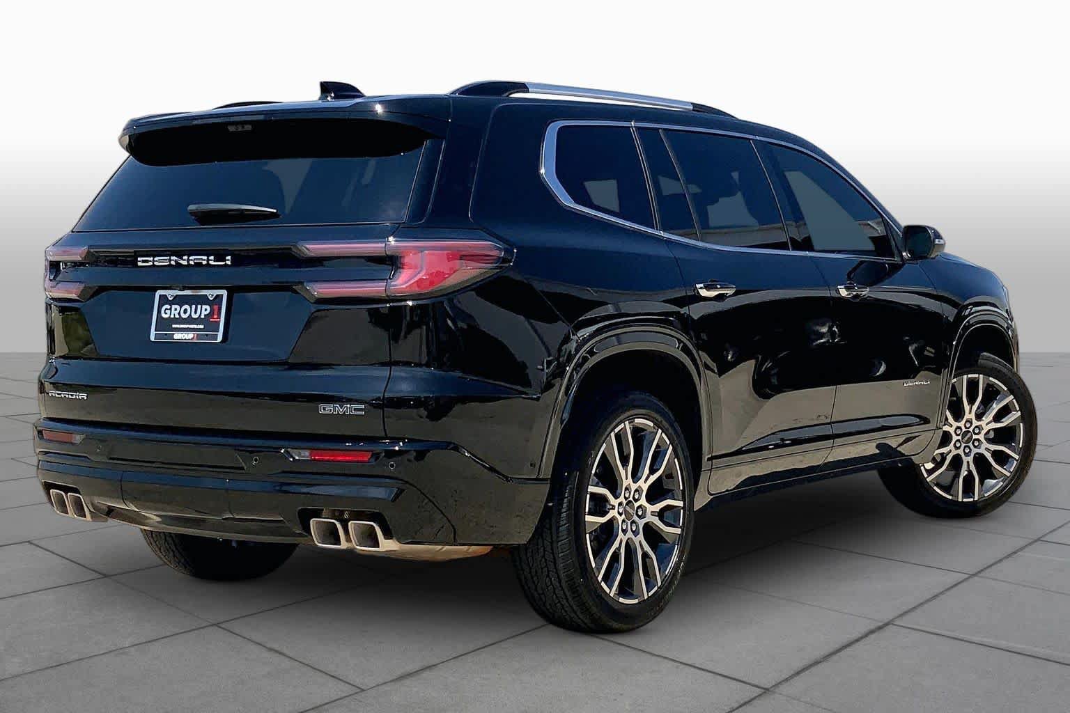 Certified 2026 GMC Acadia Denali Ultimate w/ LPO, Floor Liner Package FWD image 13