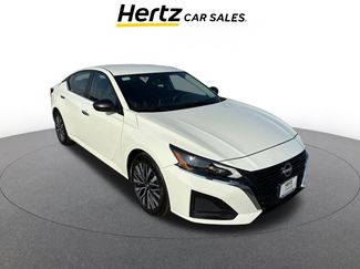 Used 2025 Nissan Altima 2.5 SV video 1