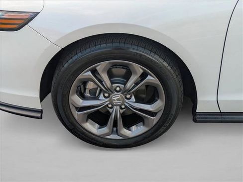 Certified 2023 Honda Accord EX image 21