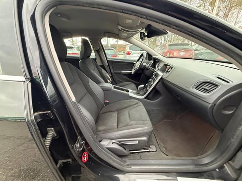 Used 2013 Volvo S60 T5 FWD image 10