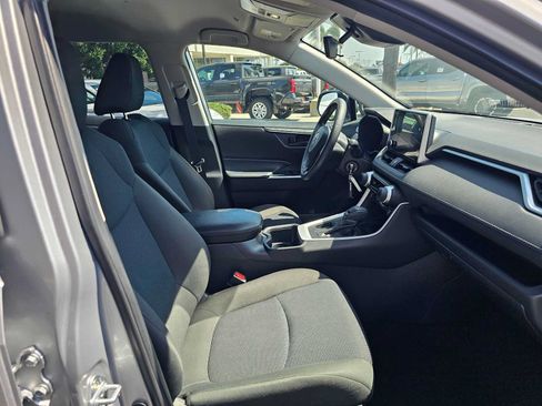 Certified 2025 Toyota RAV4 LE FWD image 10