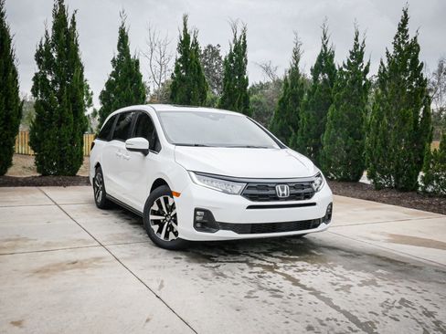 New 2026 Honda Odyssey EX-L image 2