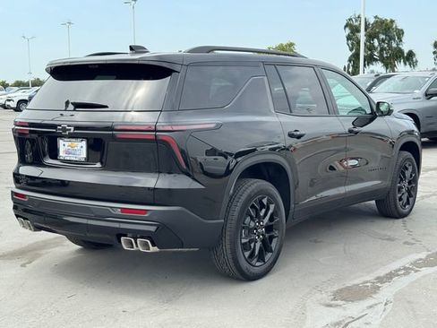 New 2026 Chevrolet Traverse LT w/ Midnight/Sport Edition image 5