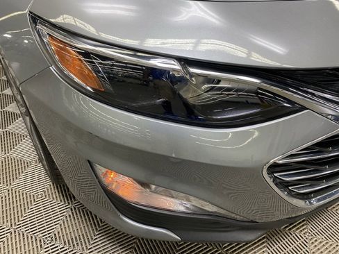 Used 2023 Chevrolet Malibu LT image 3