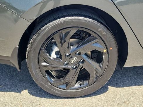 New 2026 Hyundai Elantra Sport FWD image 27