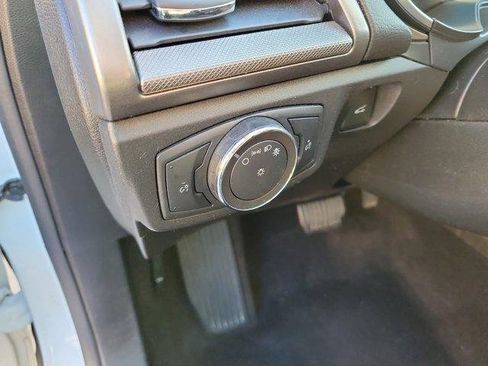 Used 2020 Ford Fusion SE image 20