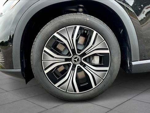 Used 2024 Mercedes-Benz EQE 350+ SUV image 11