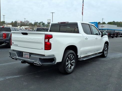 Used 2022 Chevrolet Silverado 1500 LT w/ All Star Edition Plus image 17