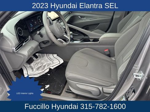 Certified 2023 Hyundai Elantra SEL w/ Convenience Package image 11