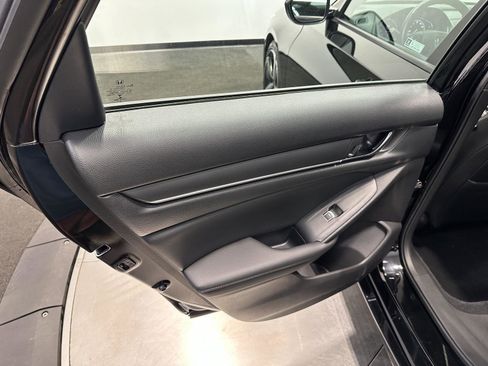 Certified 2022 Honda Accord Sport Special Edition image 26