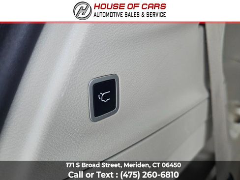 Used 2019 Chrysler Pacifica Touring-L w/ Advanced Safetytec Group image 52