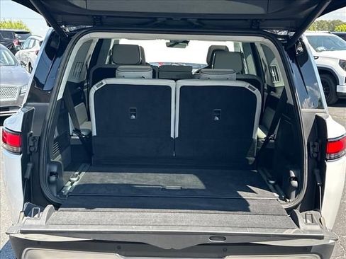 Used 2023 Rivian R1S Adventure AWD/4WD image 31