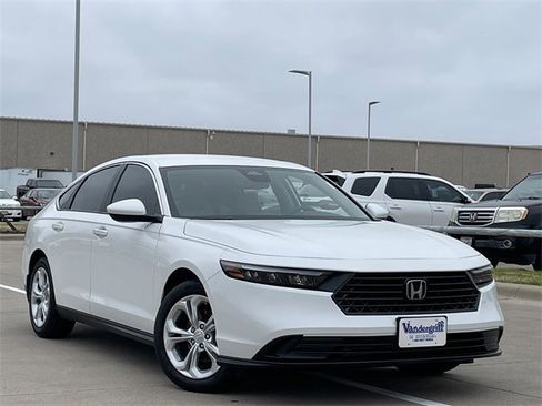 Certified 2025 Honda Accord LX image 2