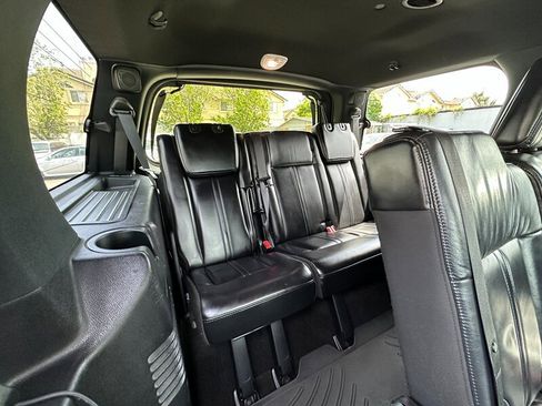 Used 2015 Lincoln Navigator 4WD image 26