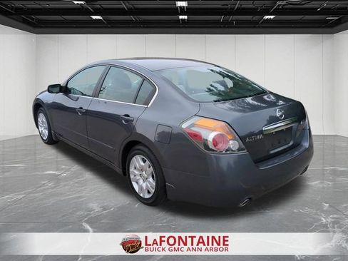 Used 2012 Nissan Altima 2.5 S FWD image 11