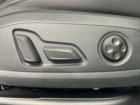 Used 2023 Audi A4 2.0T Premium Plus w/ Premium Plus Package image 11