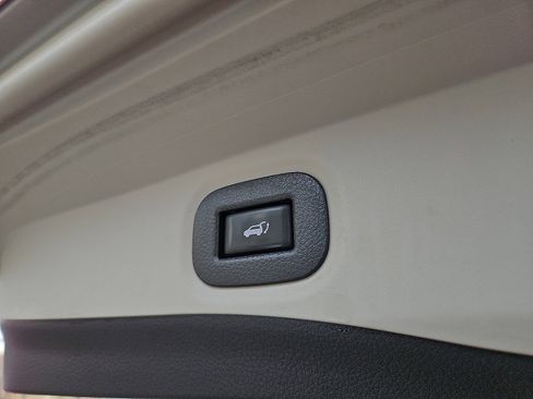 Certified 2019 Nissan Rogue SV w/ Premium Package image 30