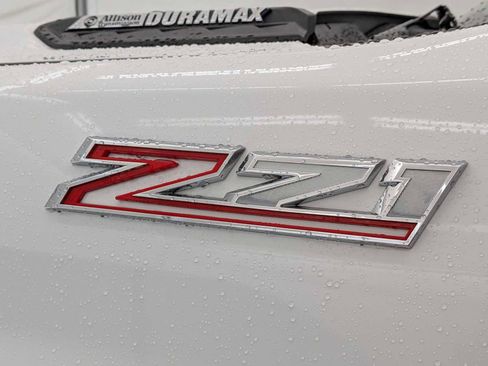 Used 2022 Chevrolet Silverado 2500 LTZ image 12