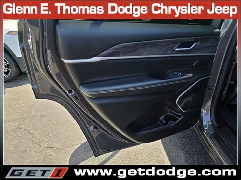 Certified 2022 Jeep Grand Cherokee L Limited w/ Trailer Tow Group (B) RWD image 27