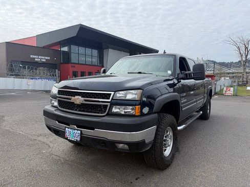 Used 2006 Chevrolet Silverado 2500 LT w/ Onstar Plus Package image 1