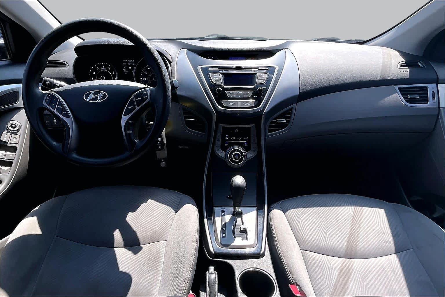 Used 2013 Hyundai Elantra GLS w/ Preferred Pkg FWD image 12
