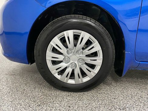 Used 2013 Nissan Versa SV image 19
