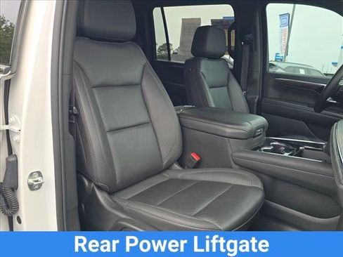 Certified 2025 Chevrolet Suburban Z71 AWD/4WD image 14