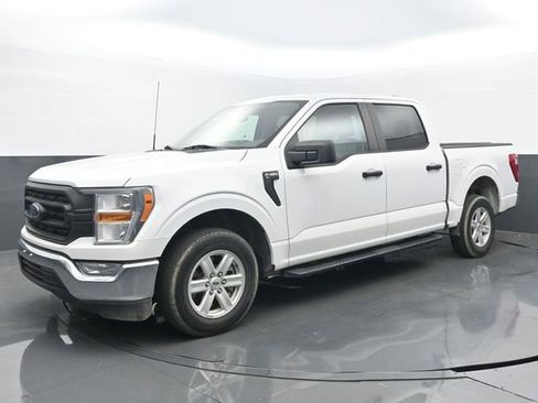 Used 2022 Ford F150 XL w/ Trailer Tow Package image 8