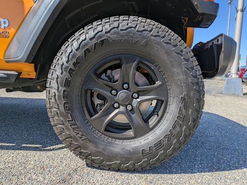 Used 2021 Jeep Wrangler Unlimited Sport AWD/4WD image 12