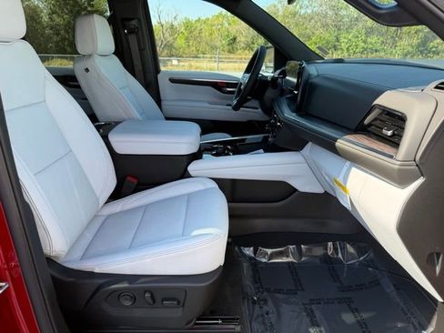 New 2025 Chevrolet Tahoe Premier AWD/4WD image 8